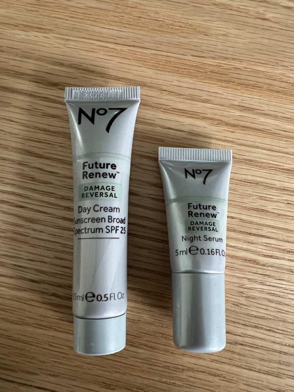 NEW No7 Future Renew Day Cream and night serum